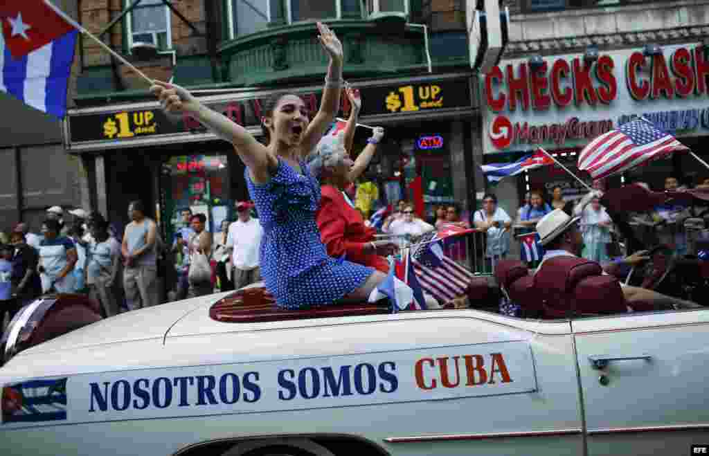 Desfile anual cubano en NJ.